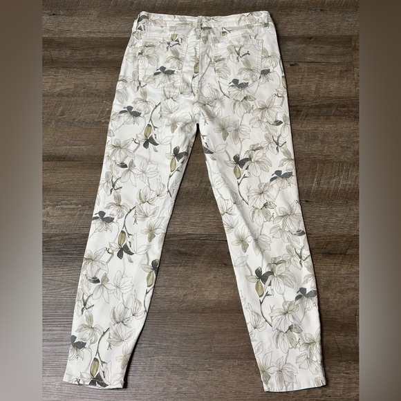 Buffalo David Bitton White Floral High Rise Jeans - Picture 2 of 5